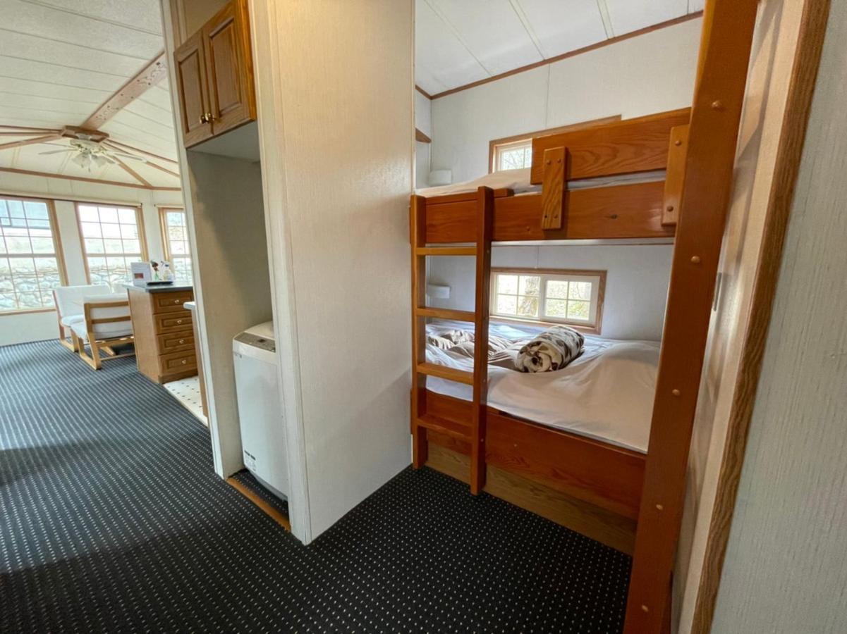Hakuba Canadian Lodge Esterno foto